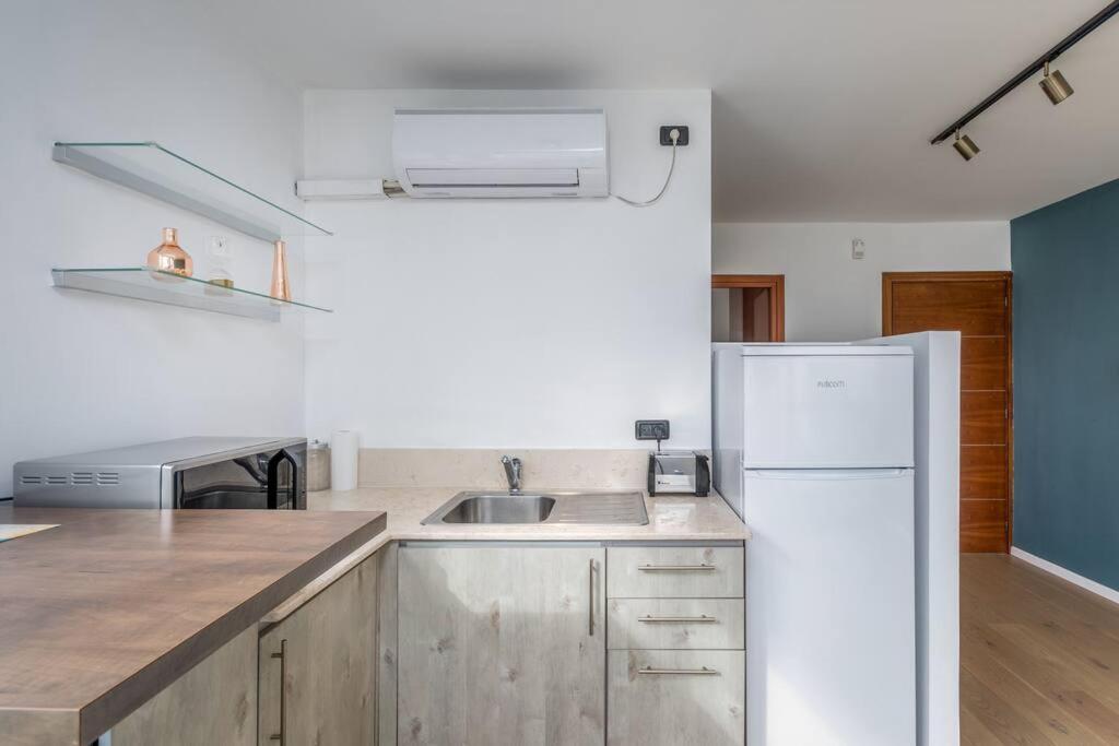 Yirmeyahou Suites By Sea U Tlv Tel Aviv Exterior photo