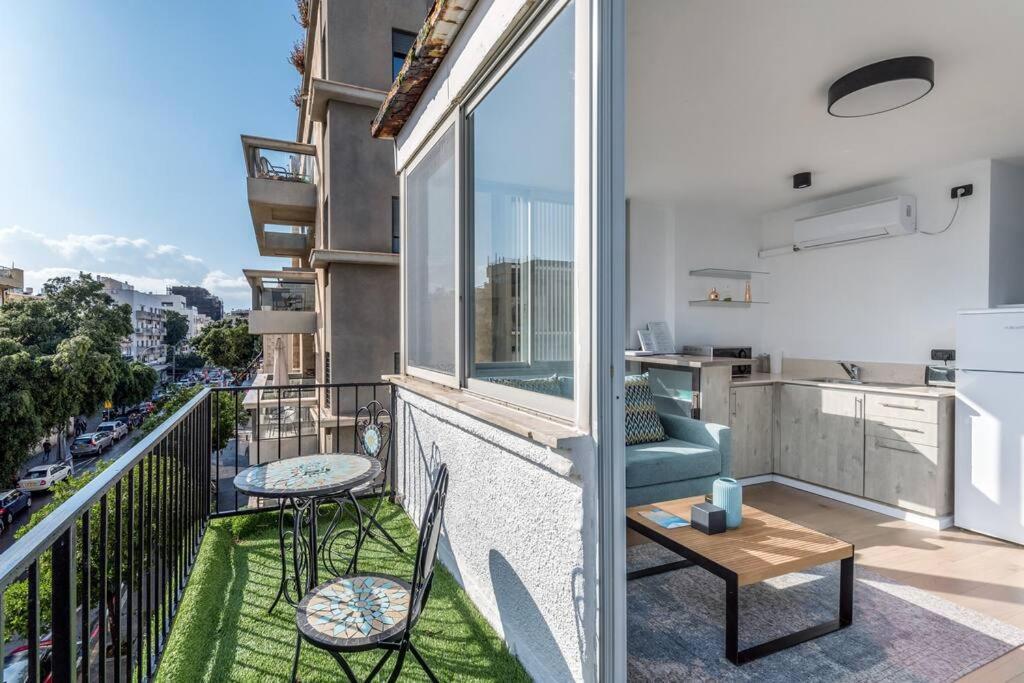 Yirmeyahou Suites By Sea U Tlv Tel Aviv Exterior photo